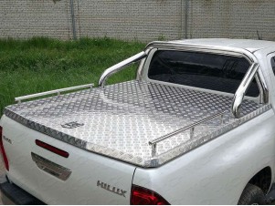 Защита кузова и заднего стекла без надписи 76 мм для Toyota Hilux № TOYHILUX15-46